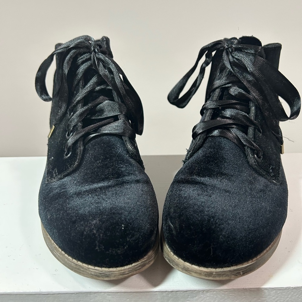 Steve Madden Rubin Velvet Lace-Up Ankle Boots